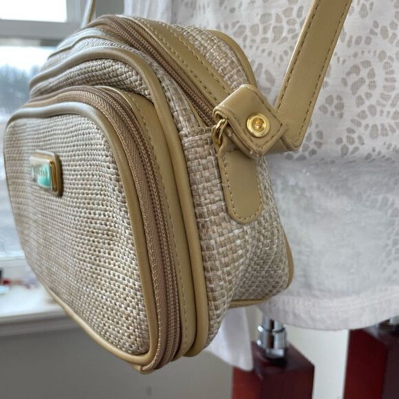 Koltov Cross Body Purse EUC - Picture 6 of 10